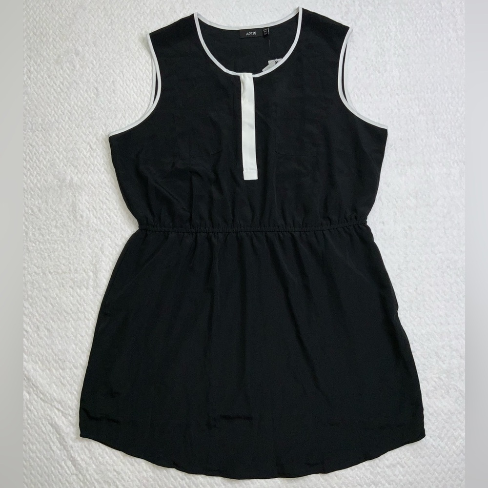 Apt. 9 sleeveless scoop neck piping mini dress